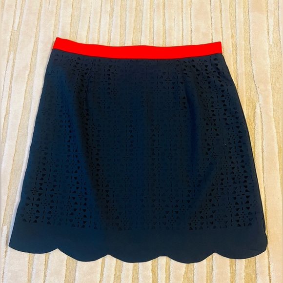 Pixley Dresses & Skirts - Elegant large navy and red skirt by Pixley with scallop bottom